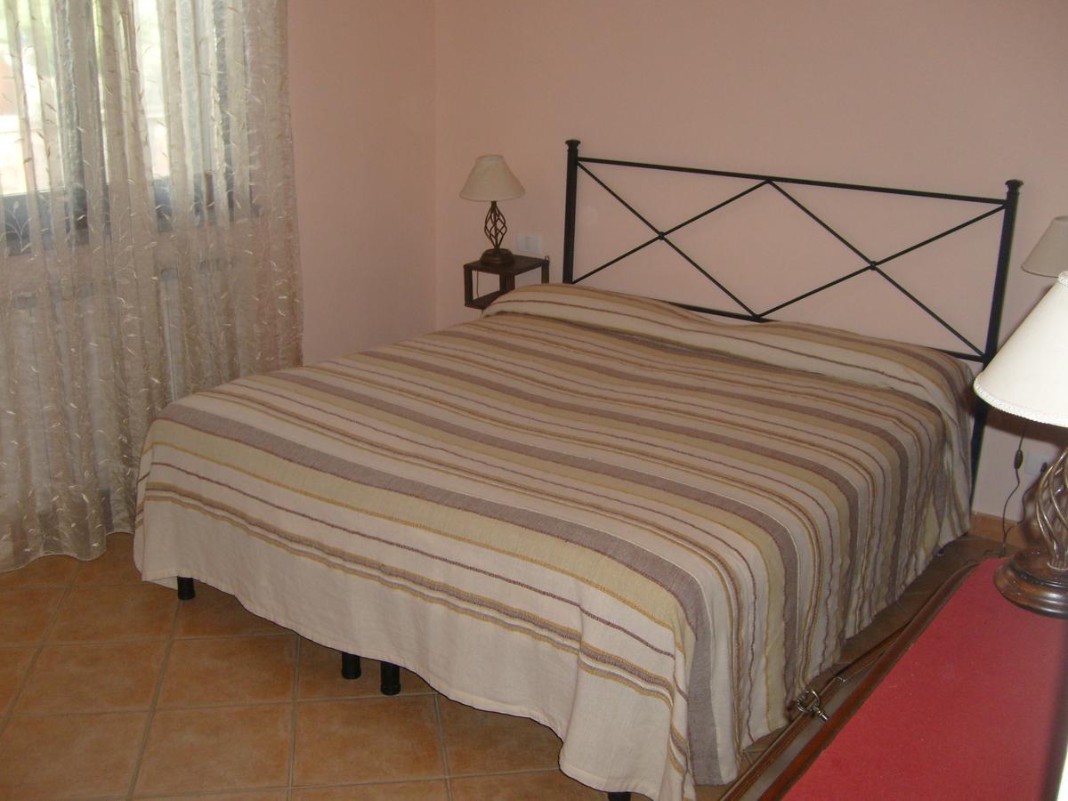 גרוסטו Agriturismo Il Forasacco מראה חיצוני תמונה